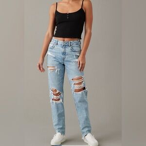 ‼️SOLD‼️NWOT American Eagle Strigid Ripped Mom Jeans Size 0 High Waisted